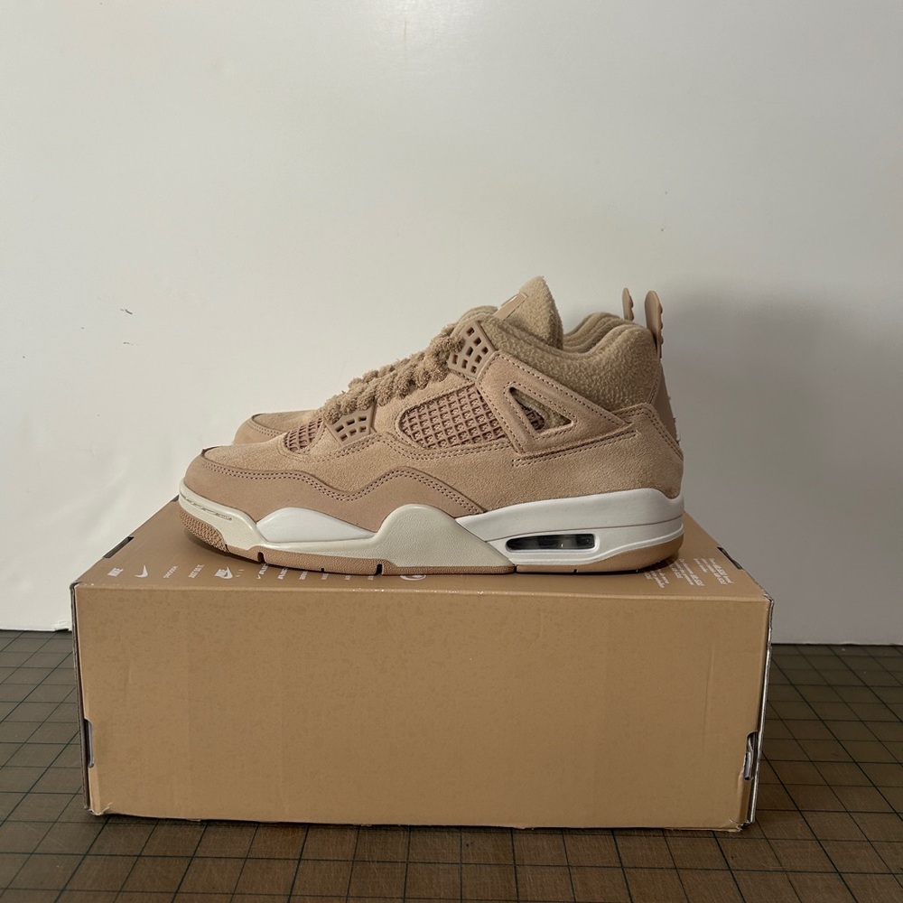 Air Jordan 4 Retro ‘Cozy Girl’ Womens